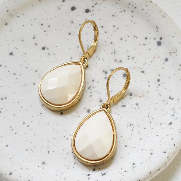 Joan Rivers Gold Leverback Earrings - Picture 1 of 4